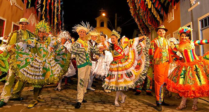 Brazilian People - How to Meet Locals When Traveling - Authentic Traveling