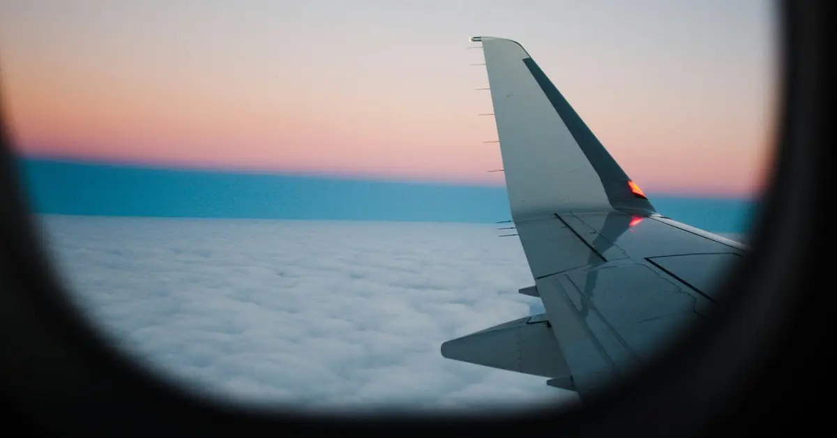 Traveler facing fear of traveling – 9 ways to overcome travel anxiety and gain confidence to explore new destinations